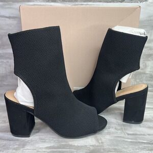 Just Fab Womens Kitty Cut Out Peep Toe Block Heeled‎ Bootie Size 8 Black Caviar